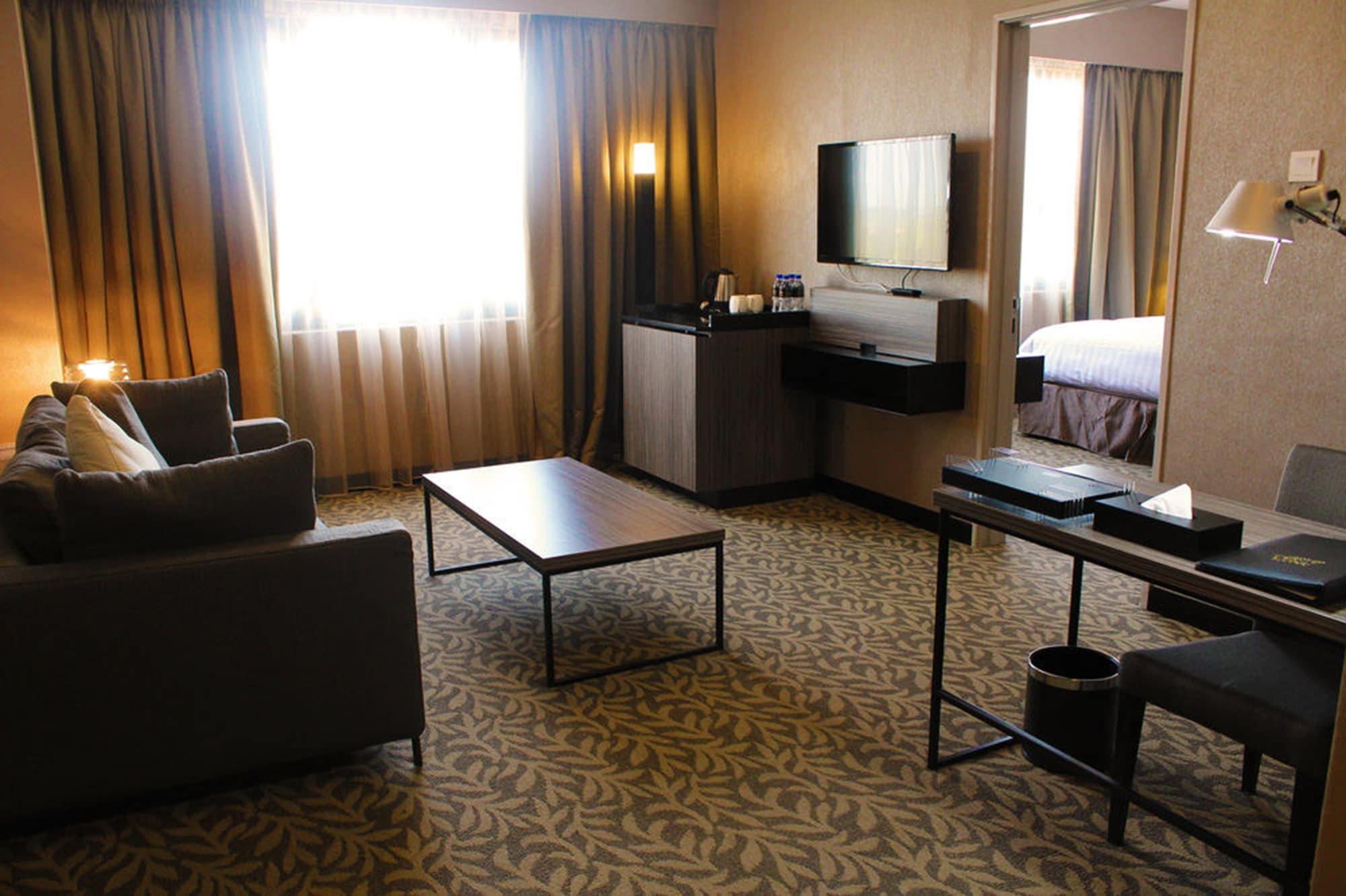 Hotel Grand Alora